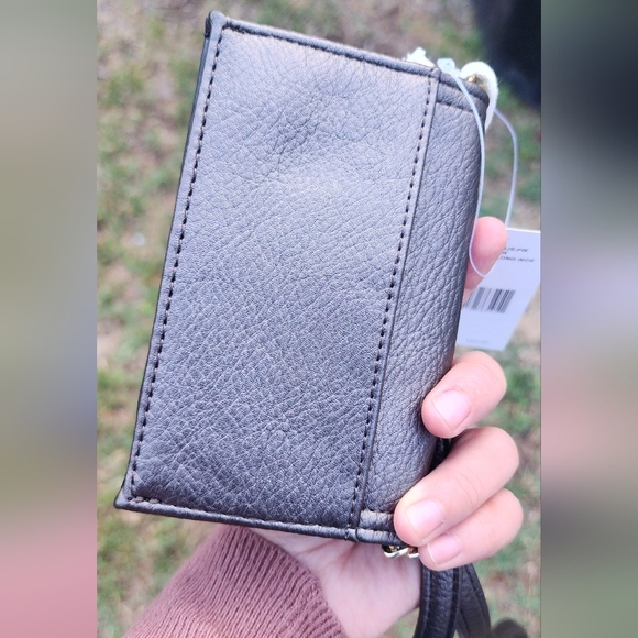 Jessica Simpson Black Wallet with Floral Pattern - Picture 5 of 10